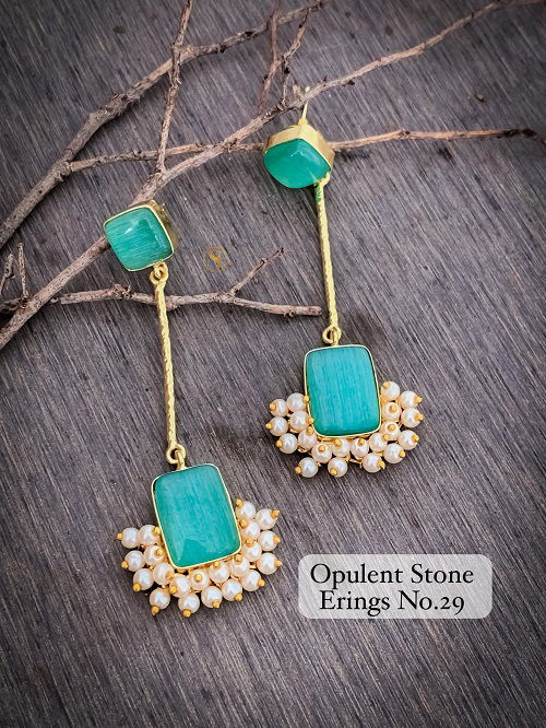 4 Designer Wedding Wear Opulent Stone Earrings Manufacturers
